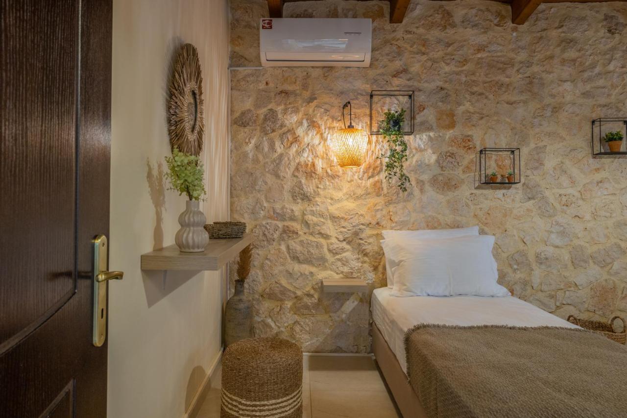 Piedra Villa Troianata Exterior photo